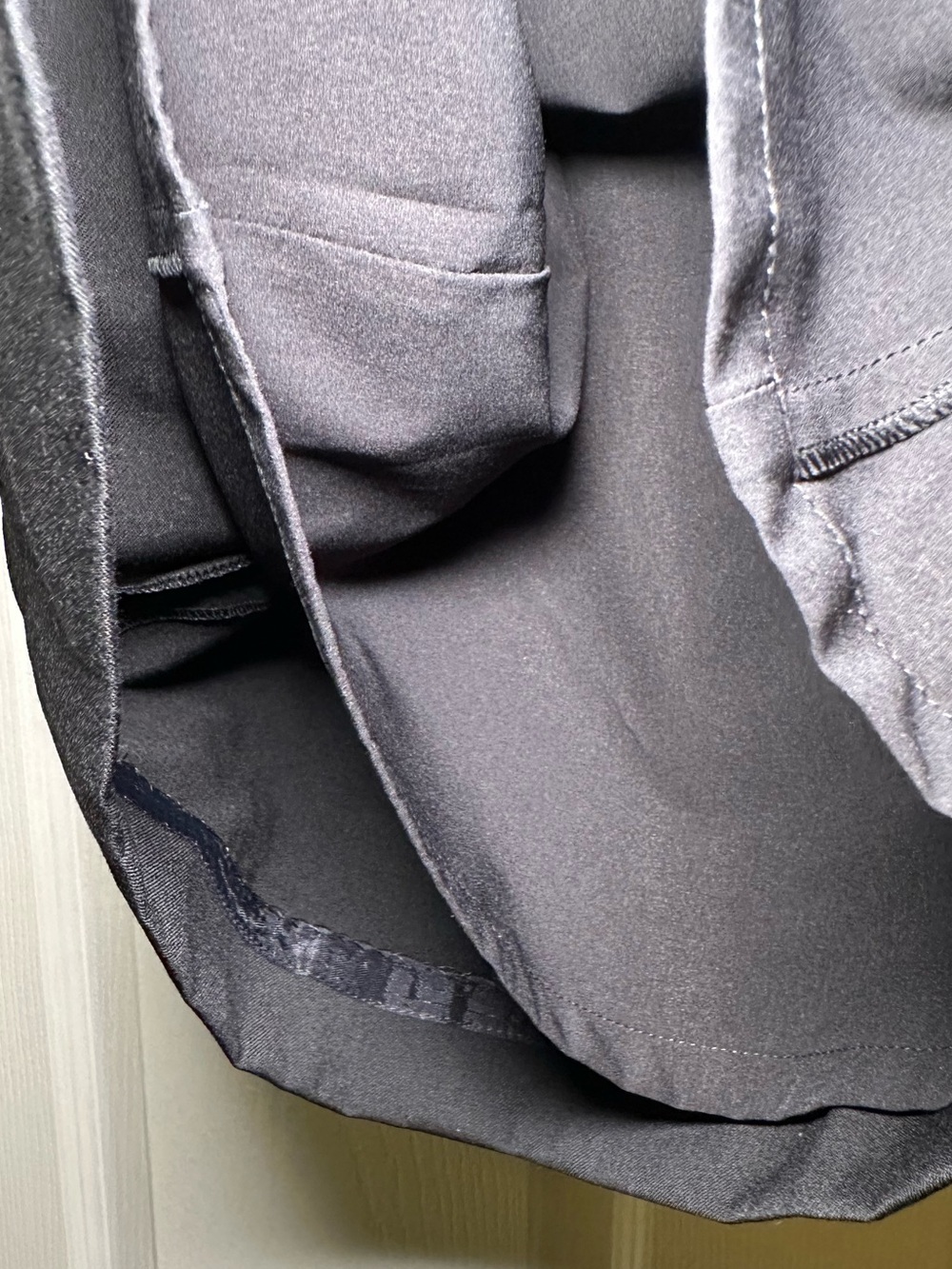 Burberry Black 100% Wool Pencil Skirt | Tailored Knee Length Fully Lined Size M - Picture 8 of 9